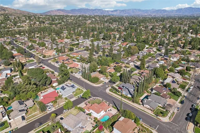 $1,349,950 | 19040 Celtic Street, Porter Ranch, CA 91326