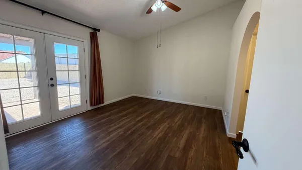 $1,900 | 617 South Windsor, Mesa, AZ 85204