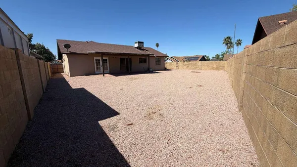 $1,900 | 617 South Windsor, Mesa, AZ 85204