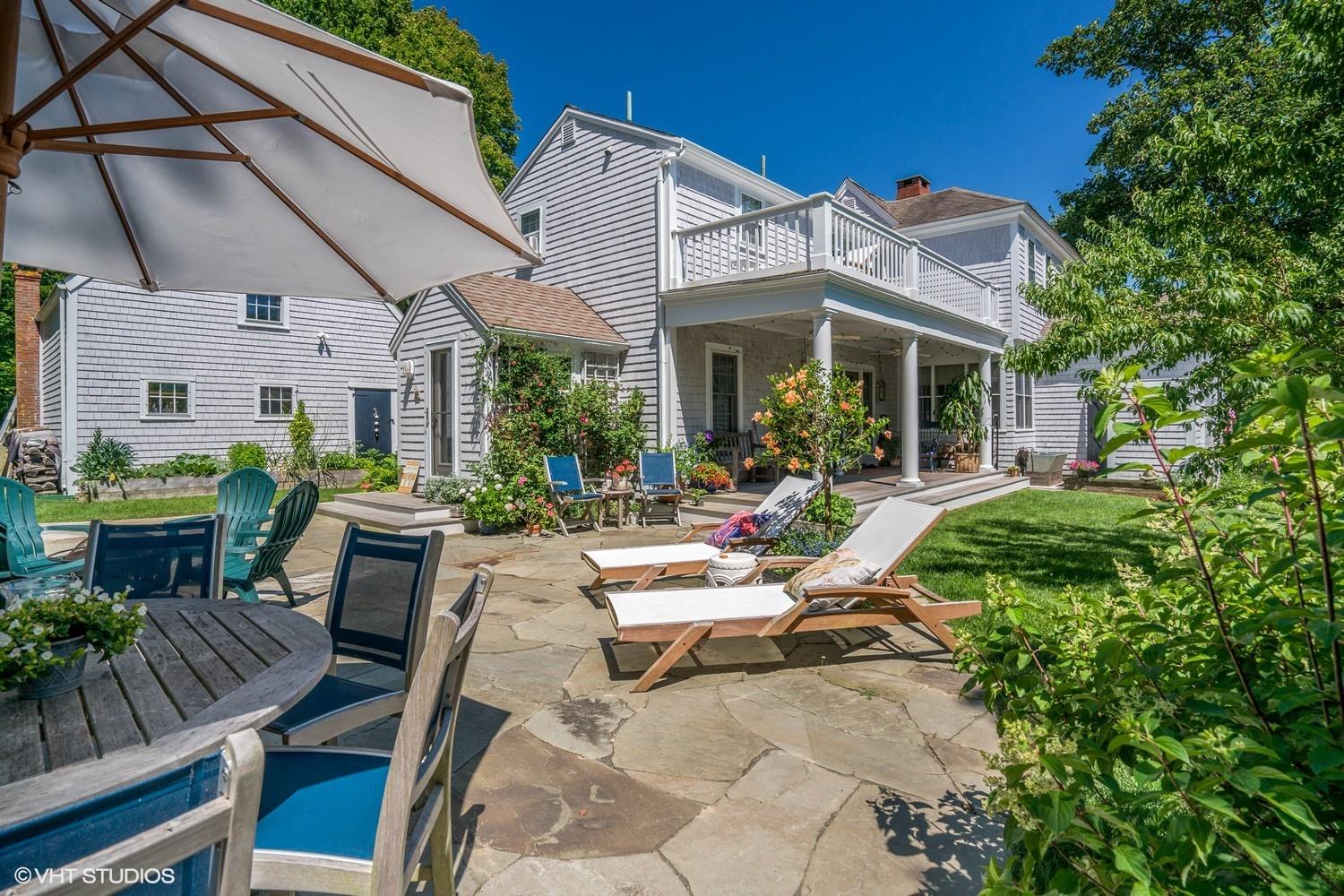 1747 Hyannis-Barnstable Road Barnstable, MA 02630 - Photo 2 of 28 23_1747HyannisRoad_58_SideView_MLSuse_15