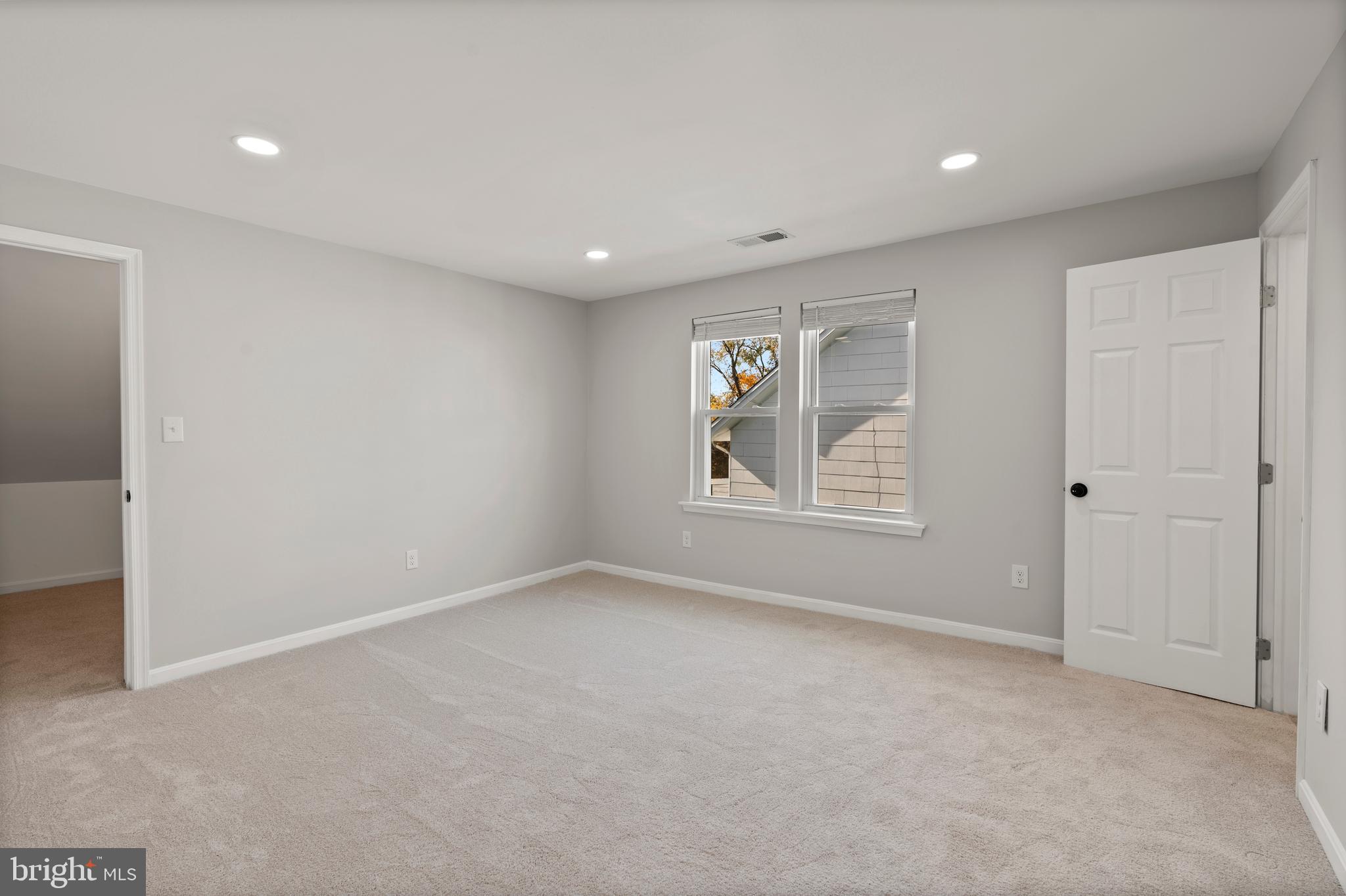 3809 West Cold Spring Lane Baltimore, MD 21215 - Photo 33 of 47 a view of empty room