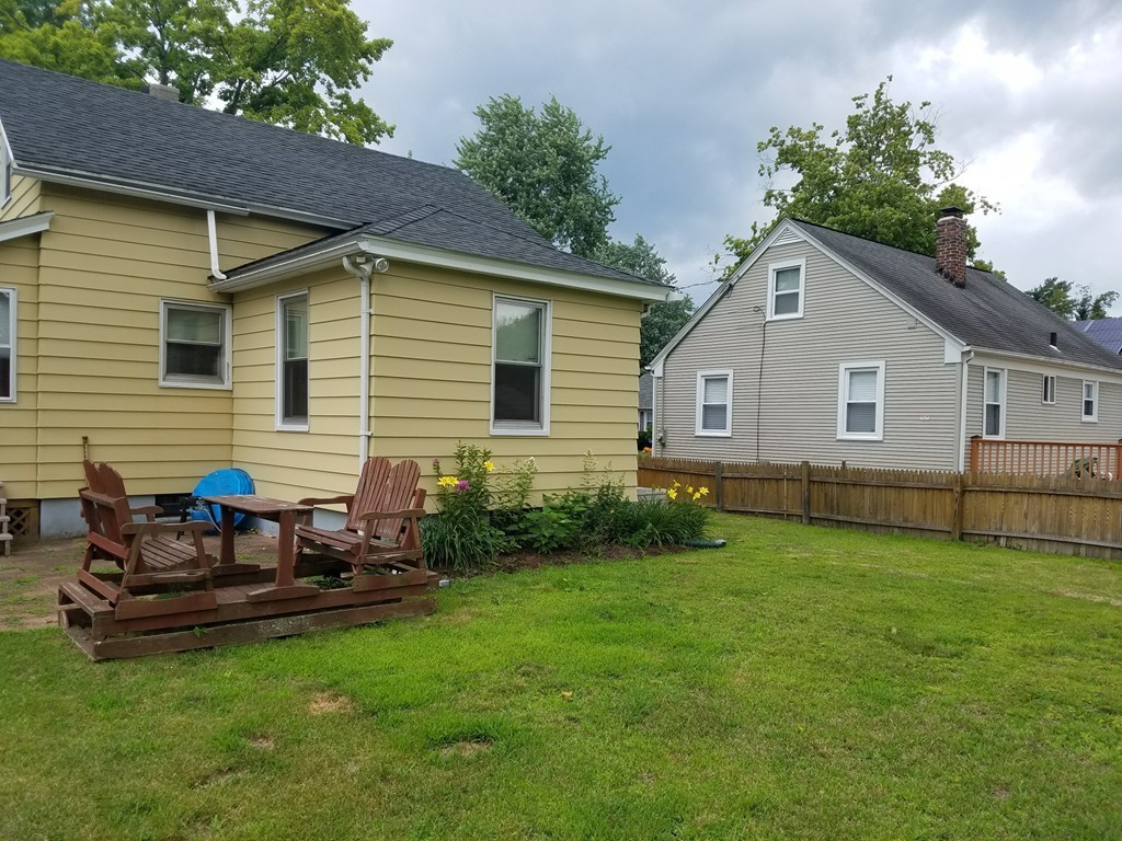 223 Arthur Street Springfield, MA 01104 - Photo 18 of 24 Gallery Image 18