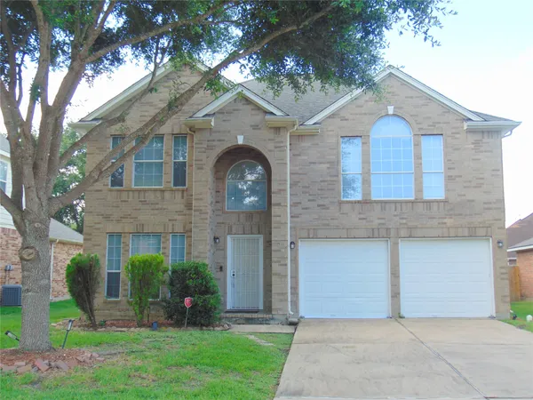 $302,000 | 1319 Magnolia Dale Drive, Fresno, TX 77545