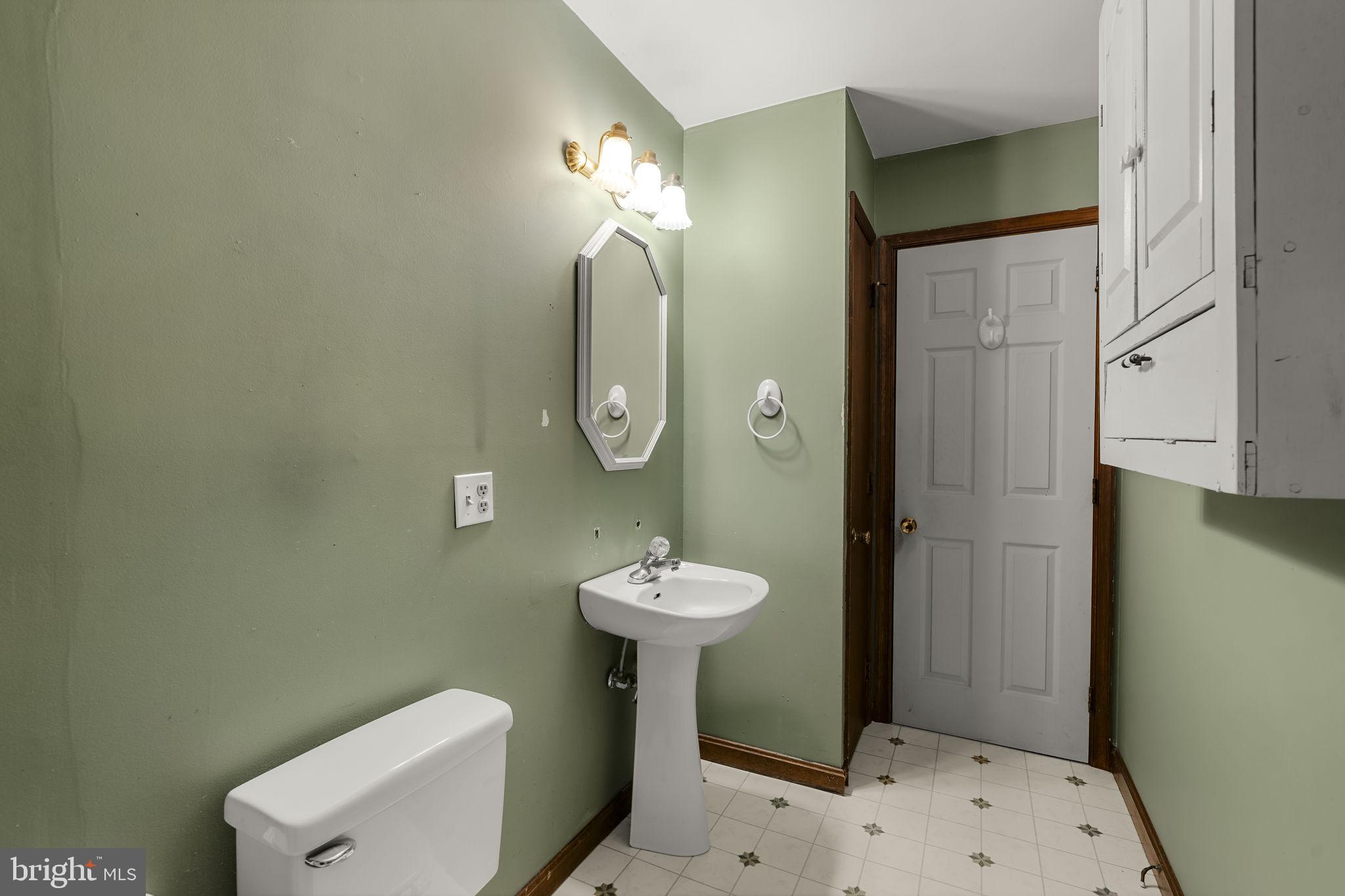 30 Buttonwood Drive Lititz, PA 17543 - Photo 27 of 43 a bathroom with a sink a toilet and shower