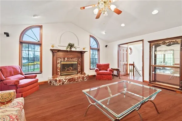 $324,575 | 325 Elm Street, Washington, PA 15301