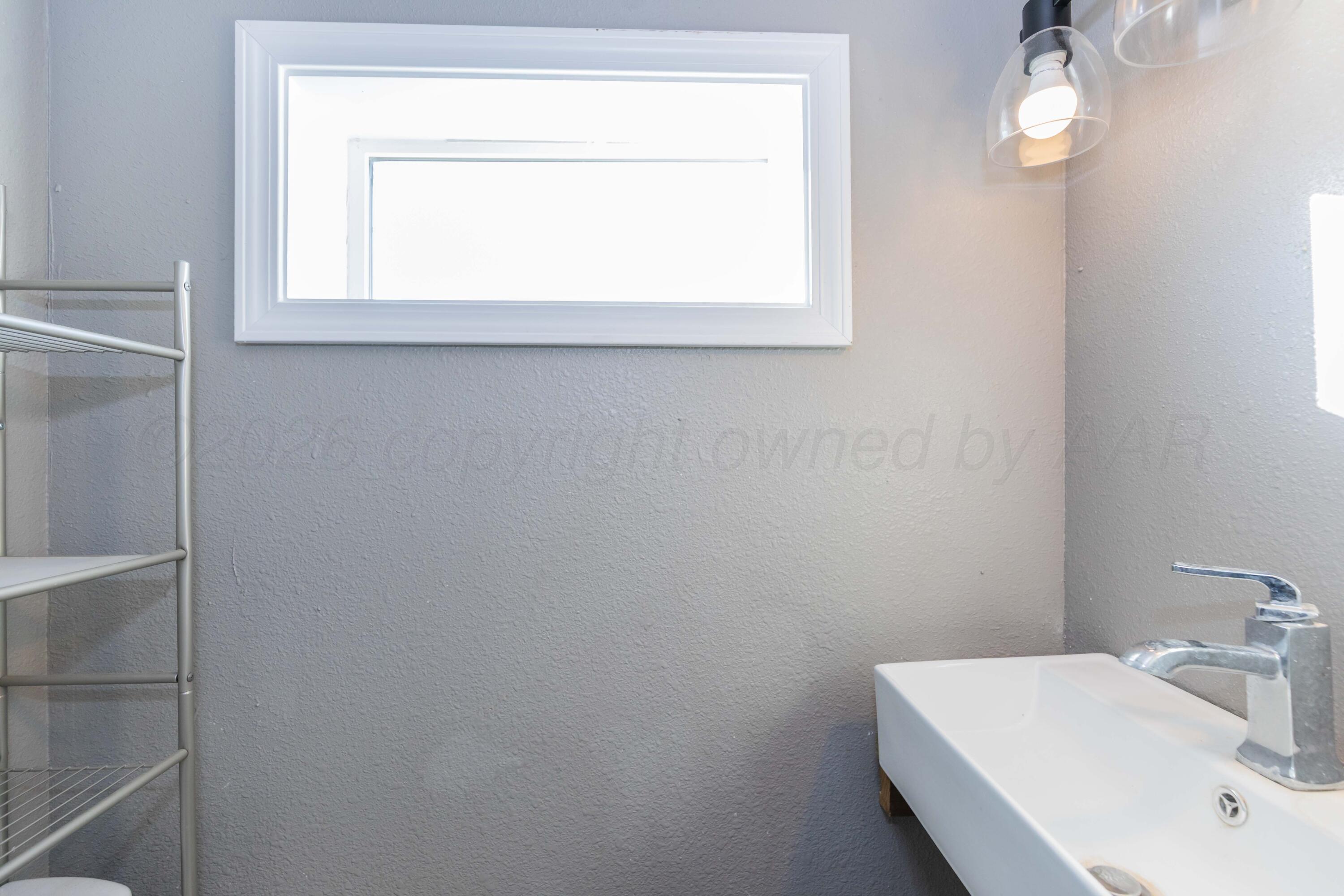 14175 Shenandoah Road Amarillo, TX 79118 - Photo 29 of 35 POWDER BATH VIEW 2