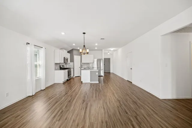 $2,500 | 127 George Kimble Cove, Bastrop, TX 78602