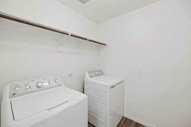 a view of utility room with washer and dryer