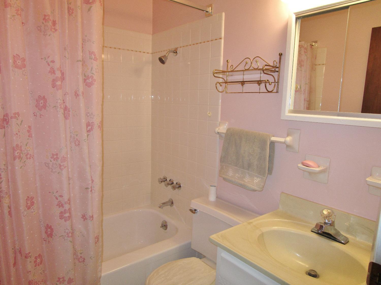8407 Cheviot Road Cincinnati, OH 45247 - Photo 32 of 34 Gallery Image 32