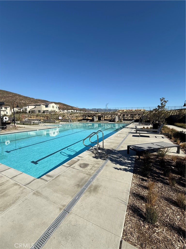 15844 Caterpillar Drive Fontana, CA 92336 - Photo 16 of 19 a view of a city