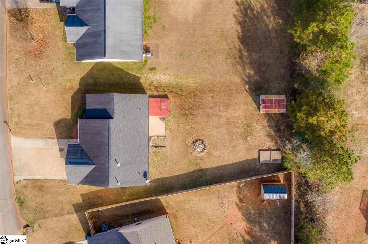 116 Malibu Road Liberty, SC 29657 - Photo 2 of 28 Gallery Image 2