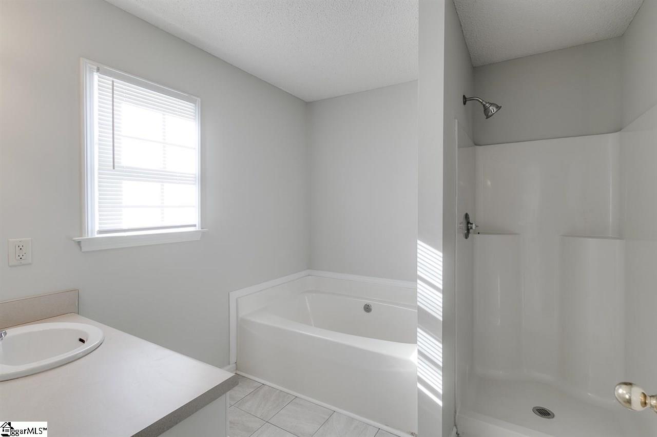 116 Malibu Road Liberty, SC 29657 - Photo 12 of 28 Gallery Image 12