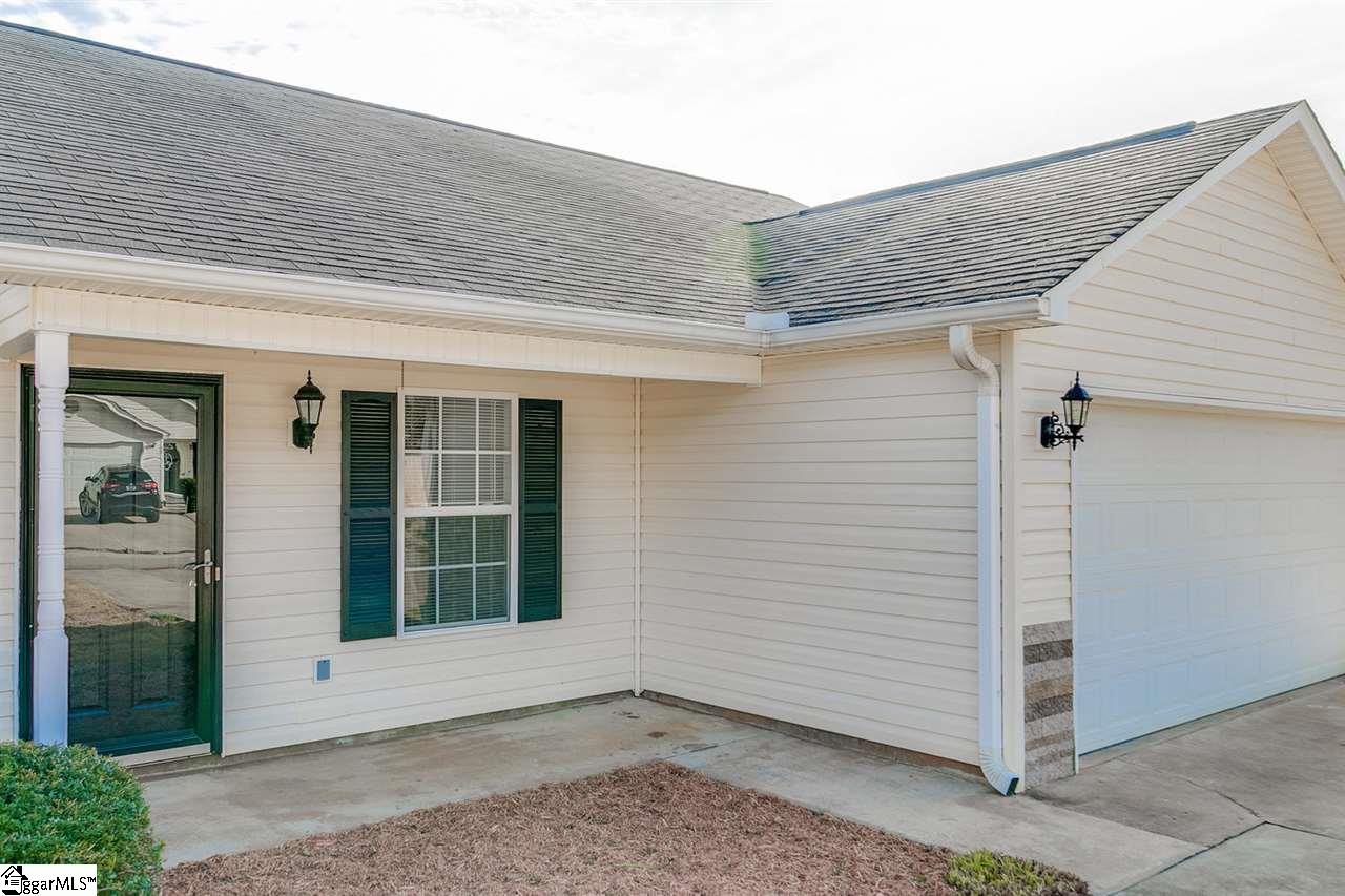 116 Malibu Road Liberty, SC 29657 - Photo 3 of 28 Gallery Image 3