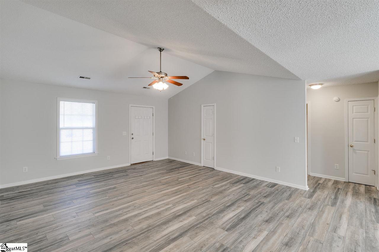 116 Malibu Road Liberty, SC 29657 - Photo 5 of 28 Gallery Image 5