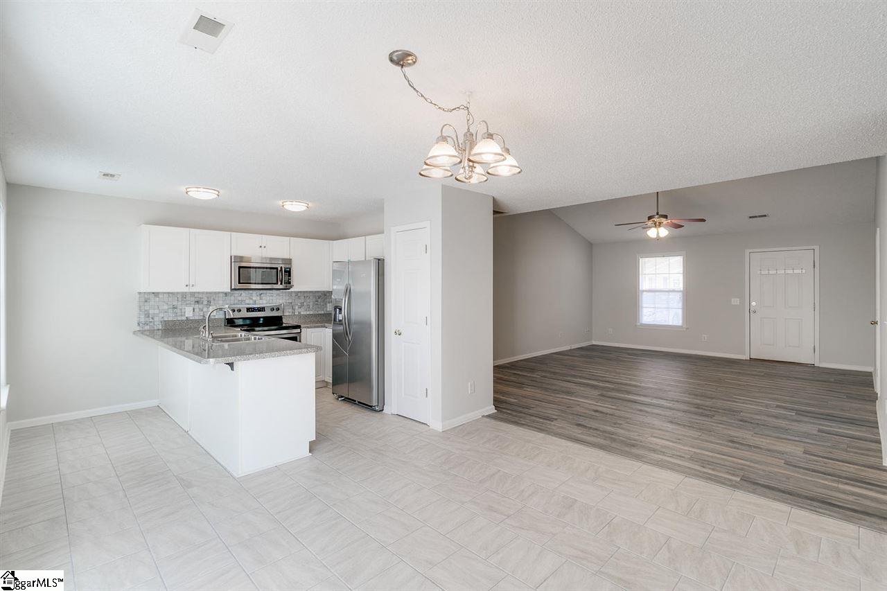 116 Malibu Road Liberty, SC 29657 - Photo 6 of 28 Gallery Image 6
