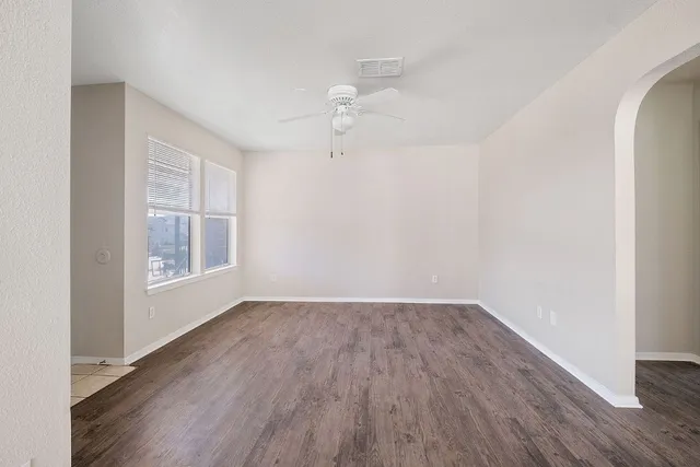 $995 | 2214 Katy Lane, Unit A, Georgetown, TX 78626