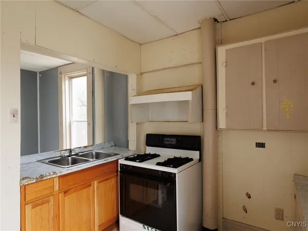 $129,900 | 802 West Street, Wilna, NY 13619