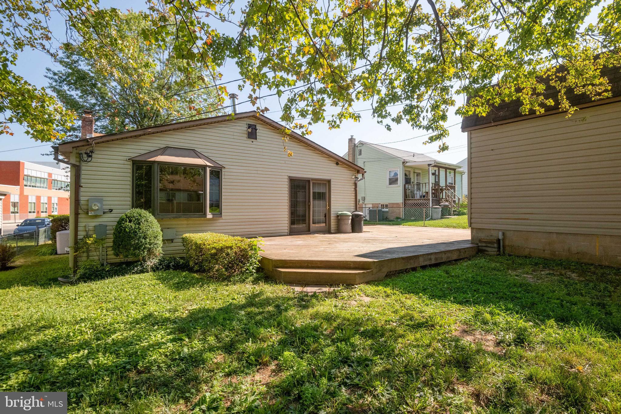 43 Honeycomb Road Baltimore, MD 21220 - Photo 25 of 28 Deck