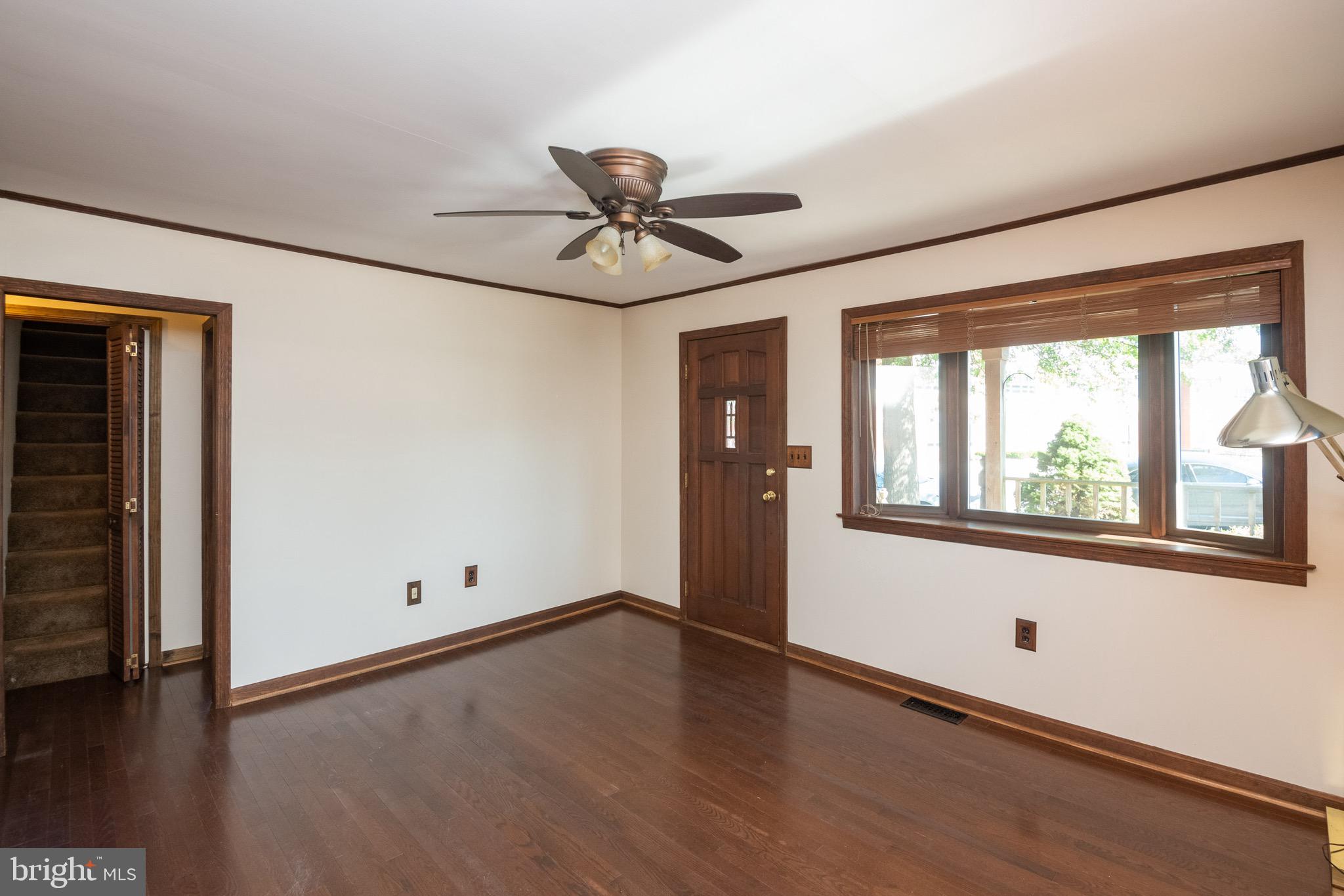 43 Honeycomb Road Baltimore, MD 21220 - Photo 5 of 28 Living Room with Bay Window
