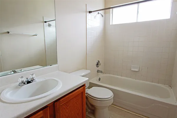 $1,925 | 1821 Friars Tale Lane, Austin, TX 78748