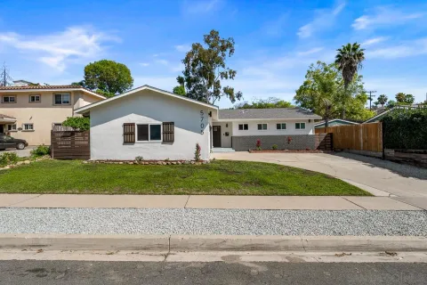 $899,900 | 5705 Jackson Drive, La Mesa, CA 91942