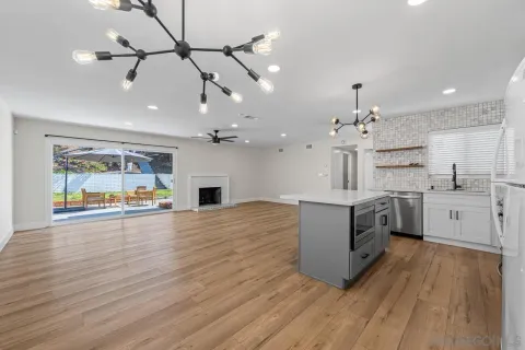 $899,900 | 5705 Jackson Drive, La Mesa, CA 91942