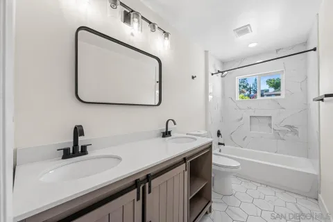 $899,900 | 5705 Jackson Drive, La Mesa, CA 91942