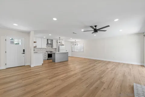 $899,900 | 5705 Jackson Drive, La Mesa, CA 91942