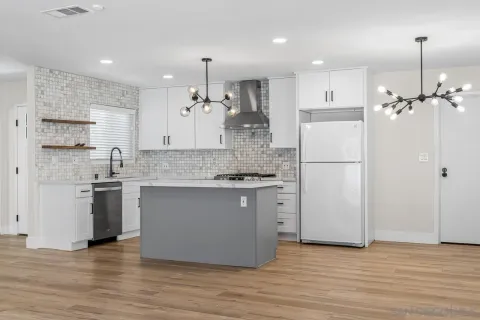 $899,900 | 5705 Jackson Drive, La Mesa, CA 91942