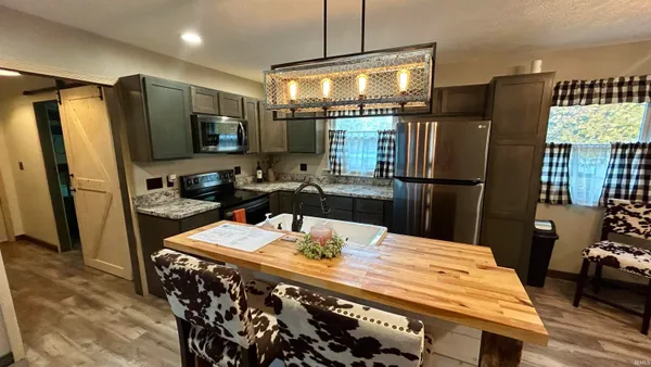 $250,000 | 2787 West Old Sr 28, Tipton, IN 46072