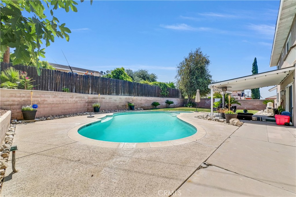 5991 Rogers Lane San Bernardino, CA 92404 - Photo 27 of 33 a view of outdoor space yard and patio