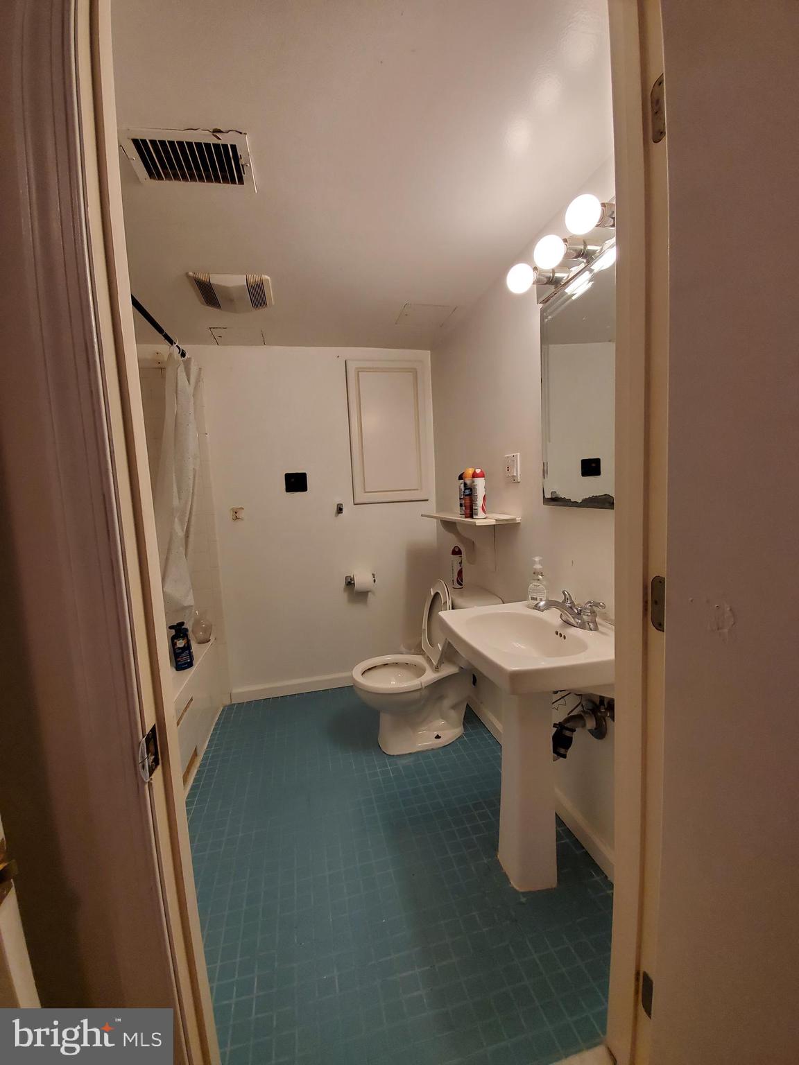 12046 Milton Street Silver Spring, MD 20902 - Photo 20 of 66