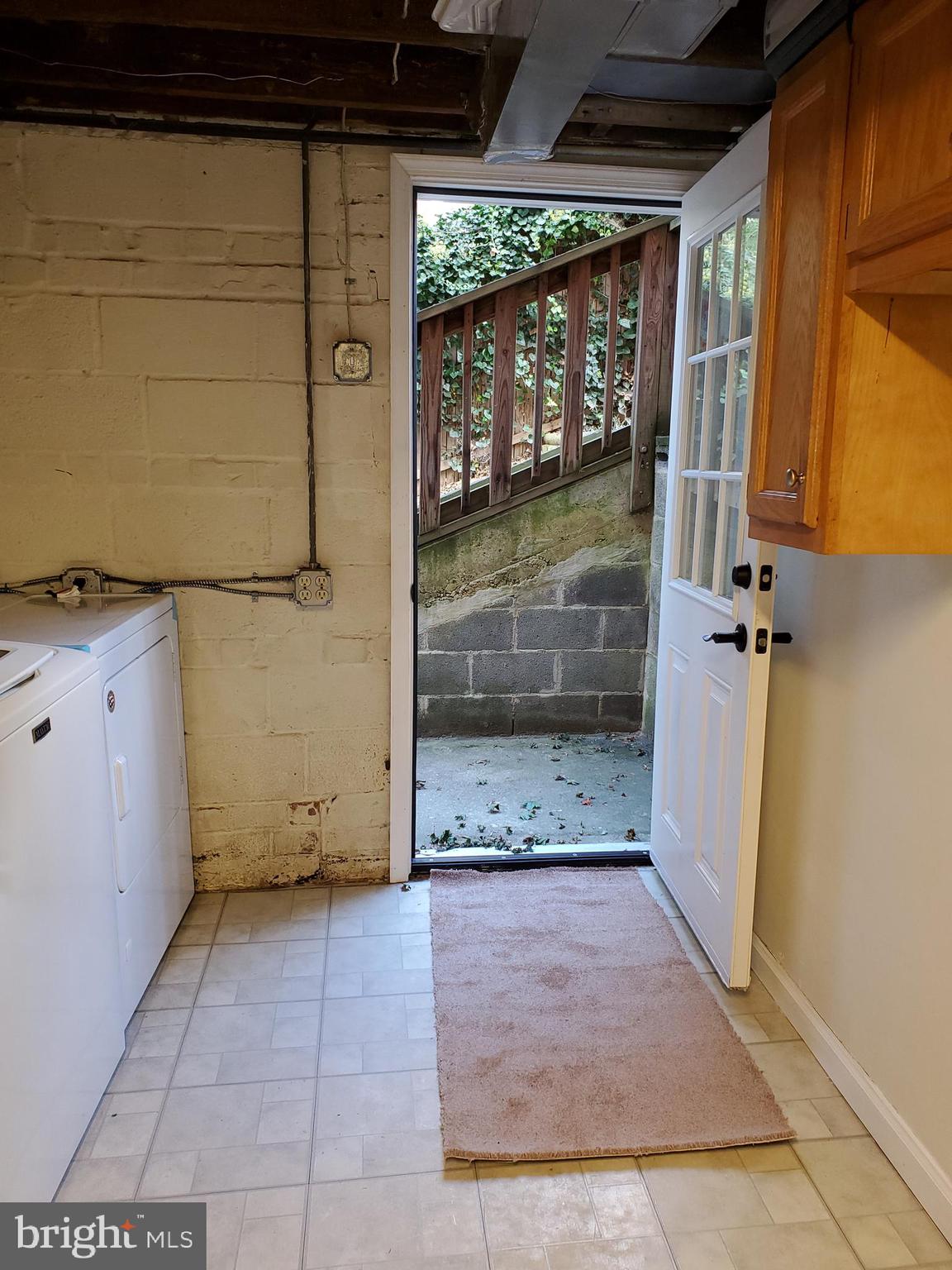 12046 Milton Street Silver Spring, MD 20902 - Photo 3 of 66