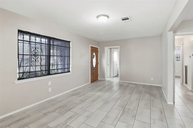 $1,800 | 6226 Antha Street, Houston, TX 77016