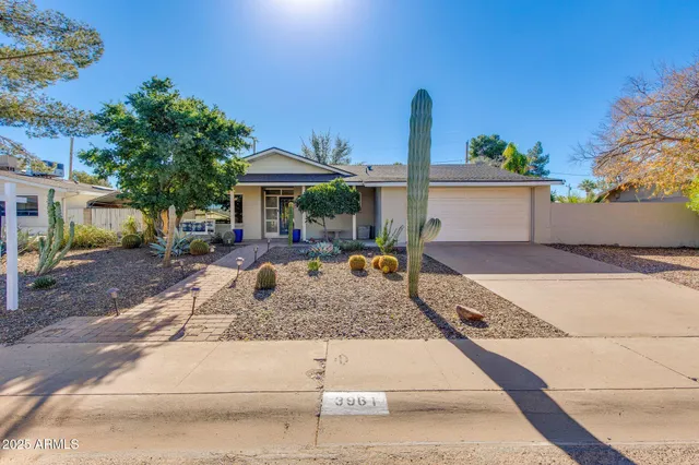 $599,900 | 3961 East Becker Lane, Phoenix, AZ 85028