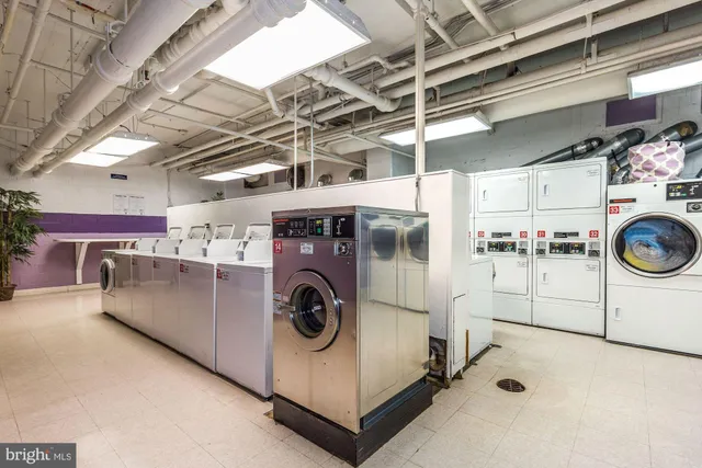 $1,800 | 1121 Arlington Boulevard, Unit 726, Arlington, VA 22209