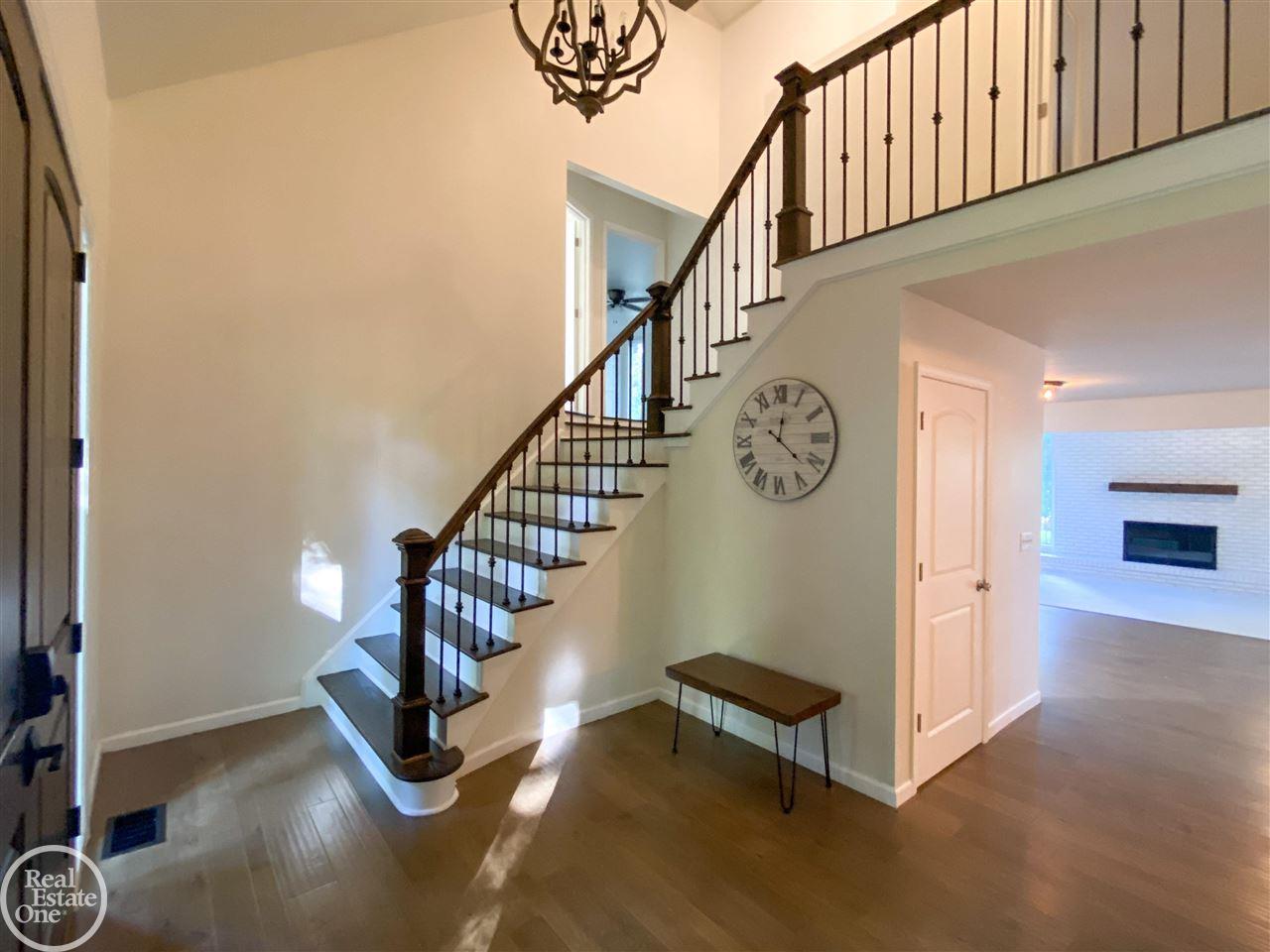 1501 Rochingham Drive Rochester Hills, MI 48309 - Photo 11 of 59