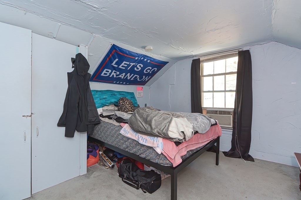 11 Oakham Road North Brookfield, MA 01535 - Photo 25 of 30 Gallery Image 25