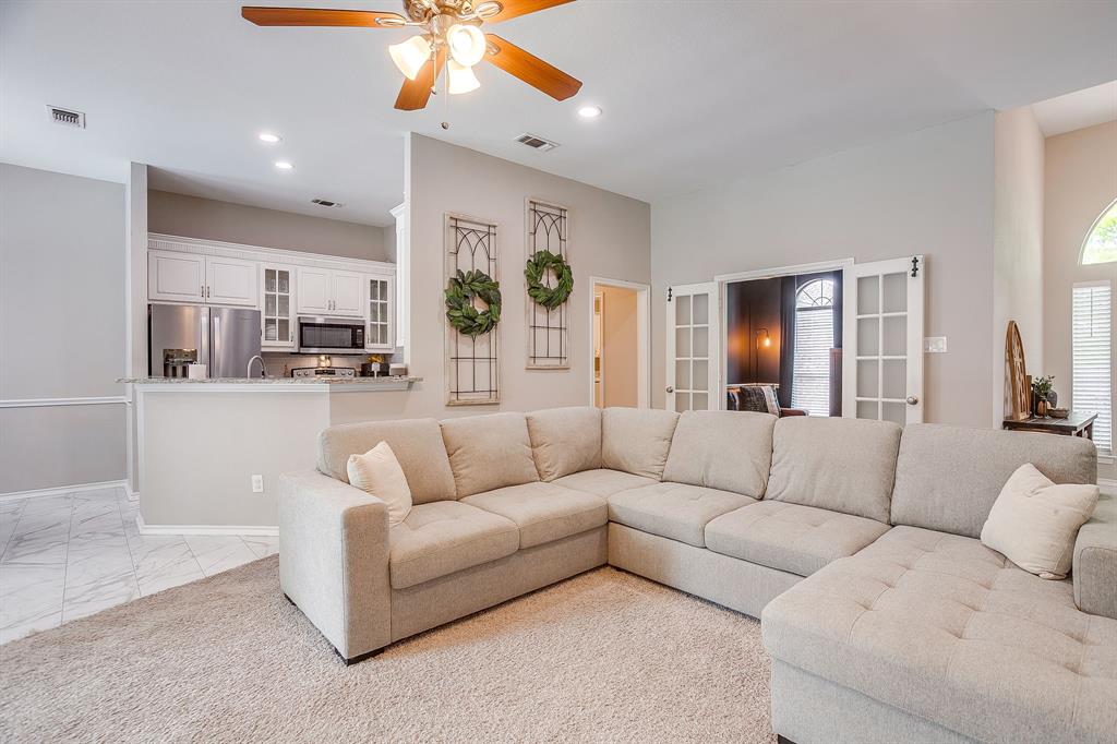 2107 Nichols Trail Mansfield, TX 76063 - Photo 10 of 39