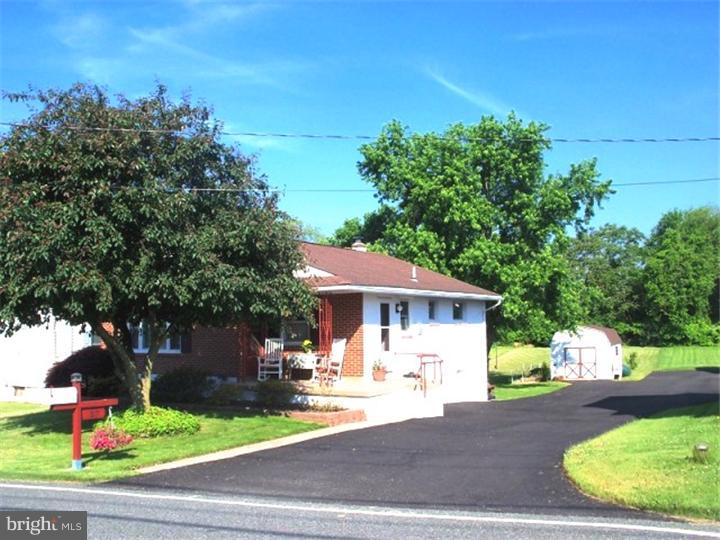 37 Jackson Road Gilbertsville, PA 19525 - Photo 1 of 25 Gallery Image 1
