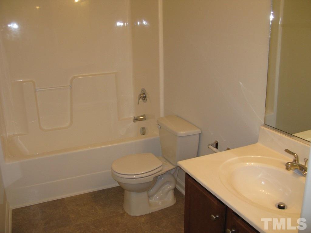 4628 Queen Pierrette Street Raleigh, NC 27610 - Photo 8 of 11 Gallery Image 8
