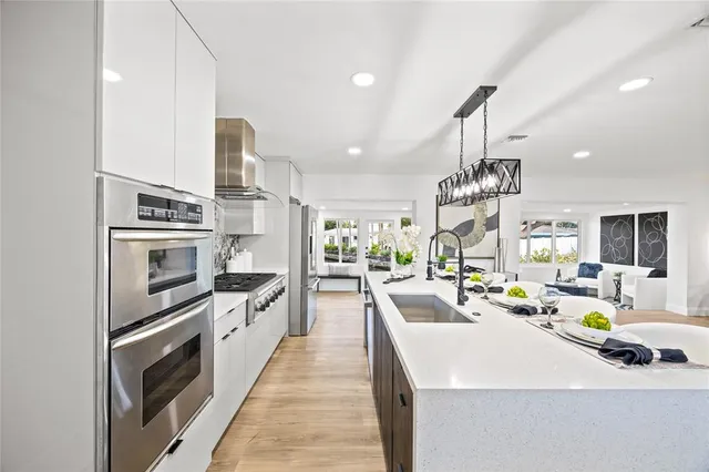 $649,900 | 3400 Northeast 17th Way, Oakland Park, FL 33334