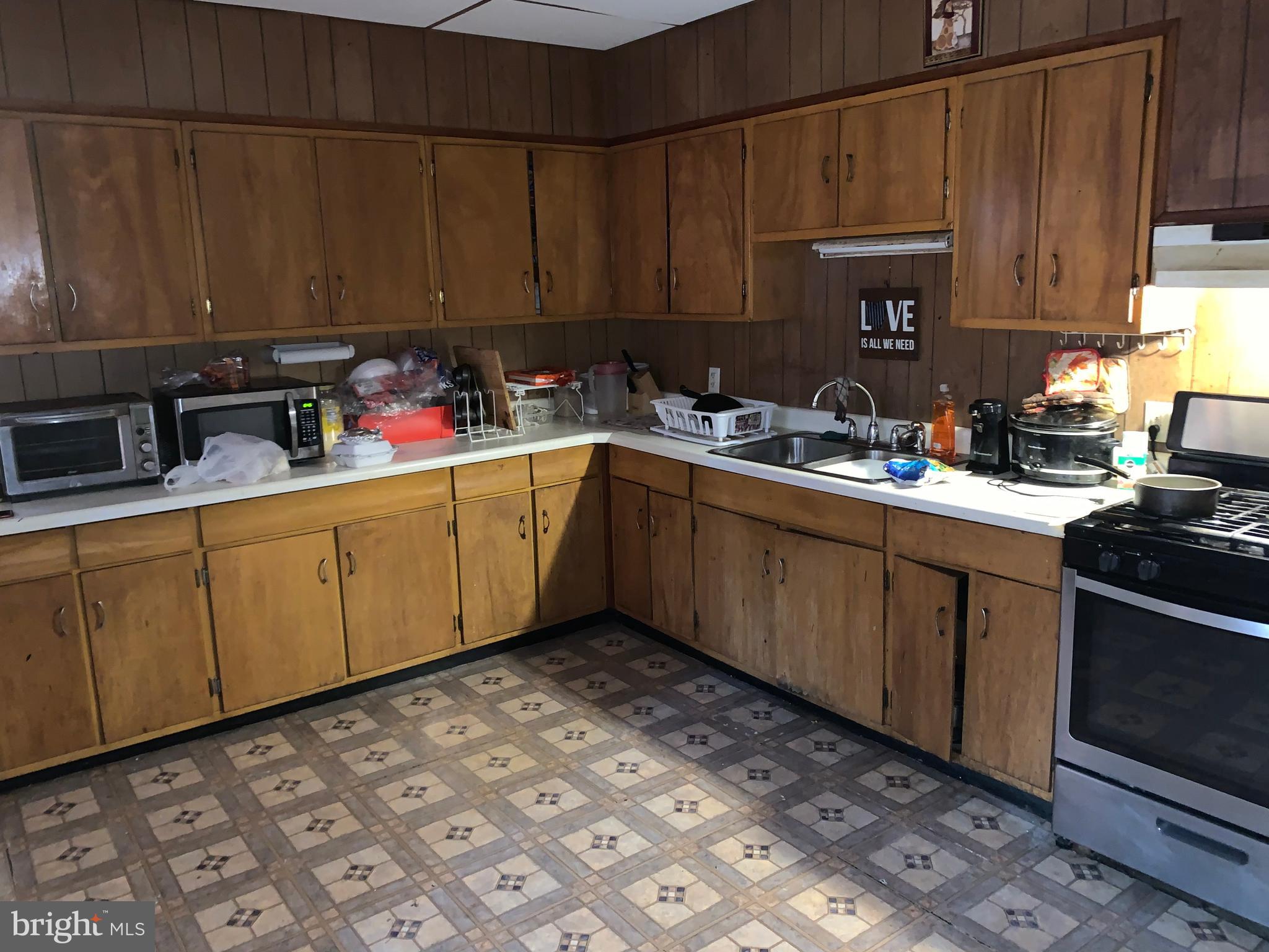 822 Columbus Road Burlington, NJ 08016 - Photo 6 of 20 Gallery Image 6