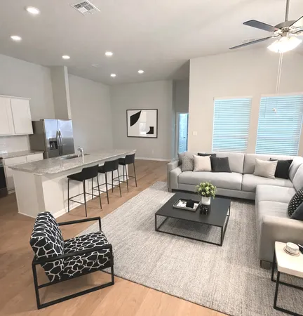 $1,875 | 308 Nespral Drive, San Antonio, TX 78253