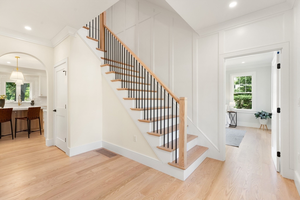 144 Maple Street Lexington, MA 02420 - Photo 18 of 41