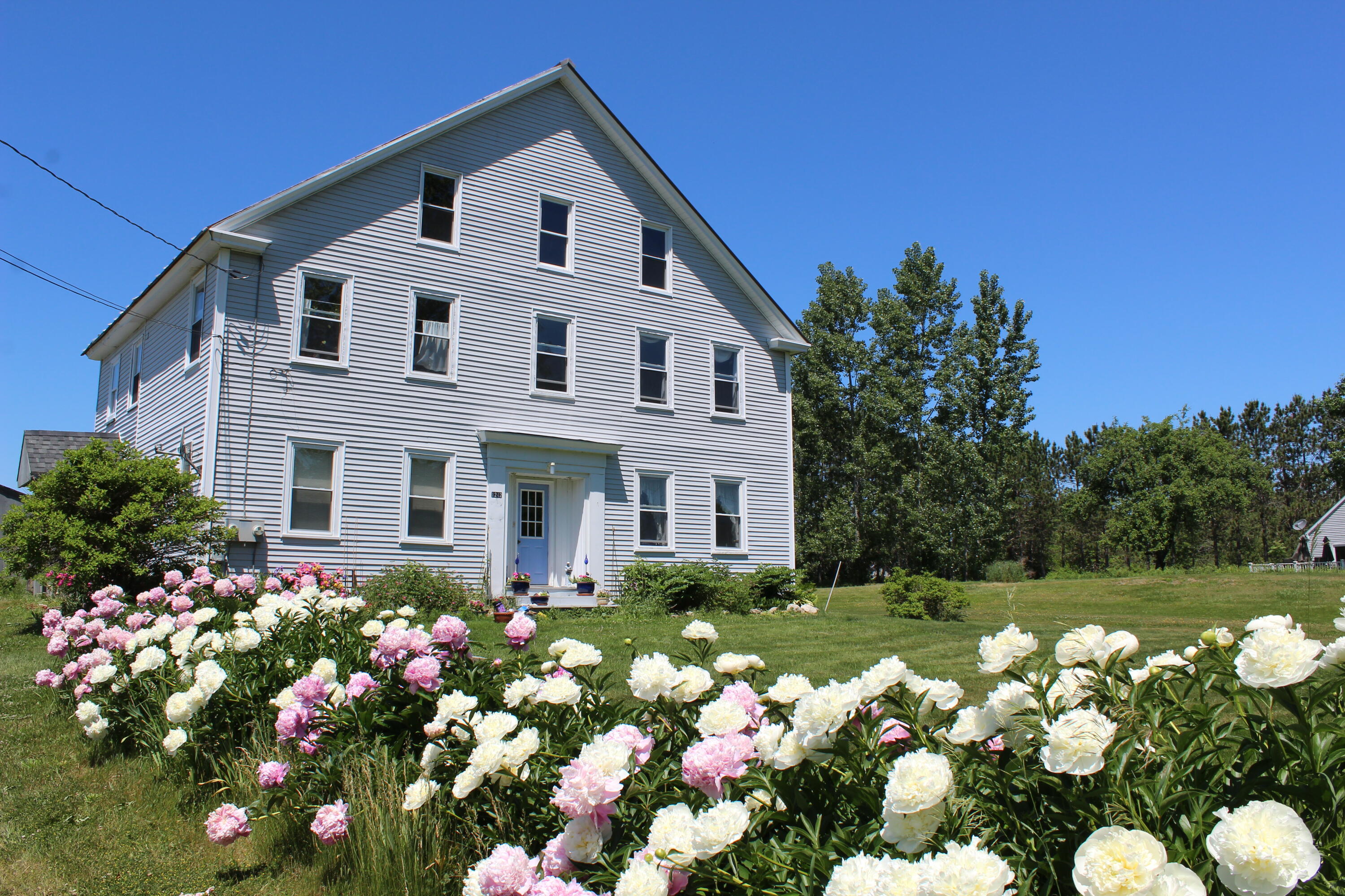 1242 Clinton Avenue Waterville, ME 04901 - Photo 69 of 69 Welcome Home!