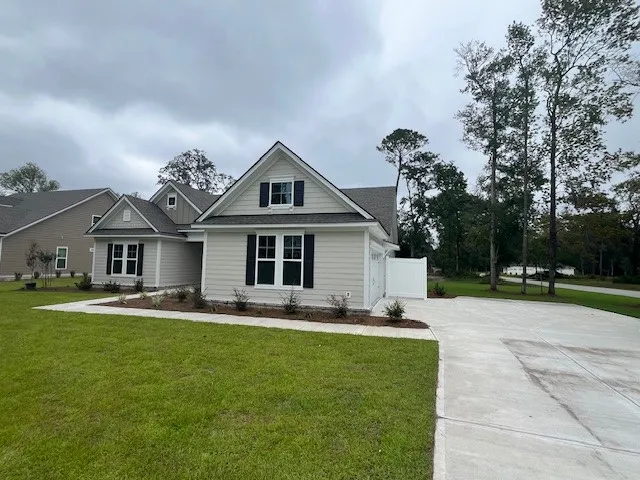 $430,000 | 352 Harbour Is Circle, Waverly, GA 31565