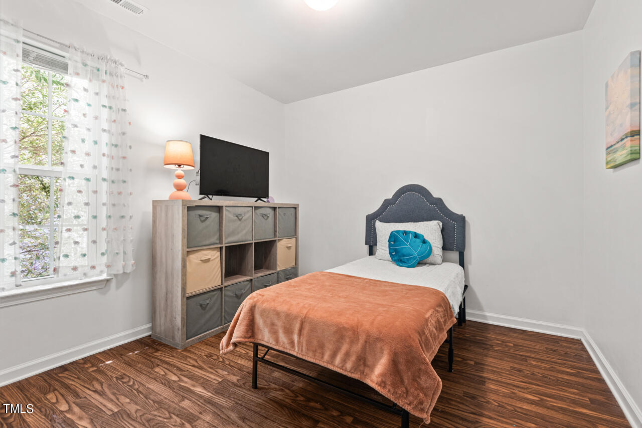 5444 Neuse View Drive Raleigh, NC 27610 - Photo 26 of 40 29