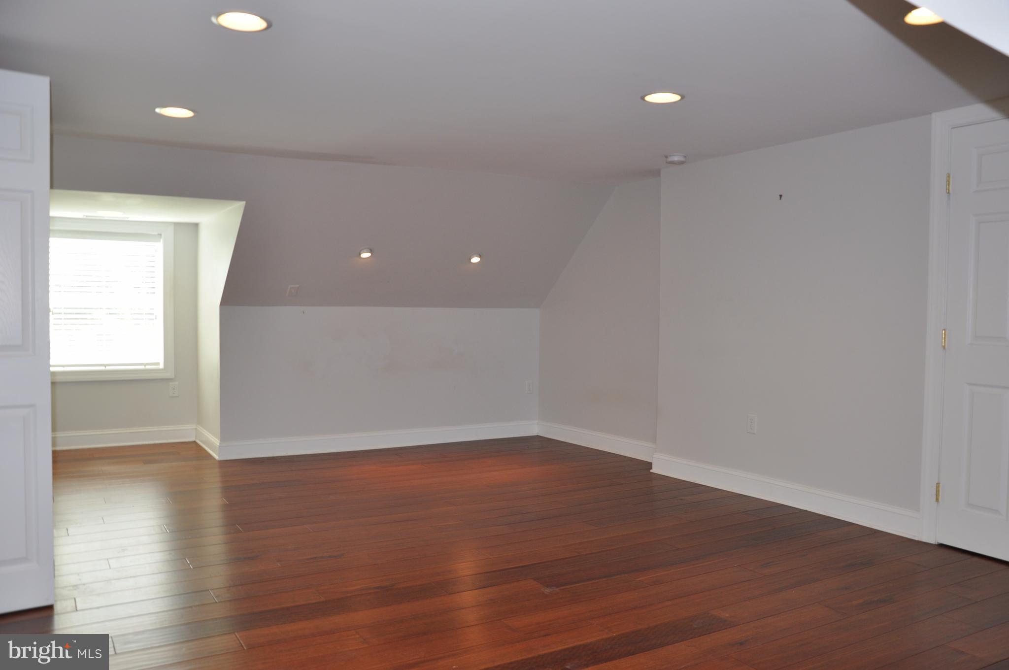 1333 Stone Boundary Road Cambridge, MD 21613 - Photo 25 of 30 4th Bedroom Large - Upper level
