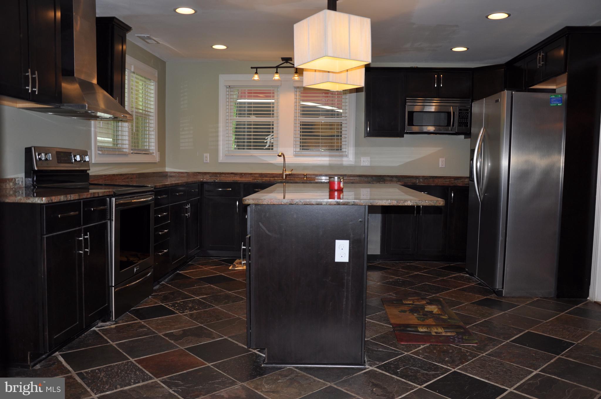 1333 Stone Boundary Road Cambridge, MD 21613 - Photo 6 of 30 Kitchen